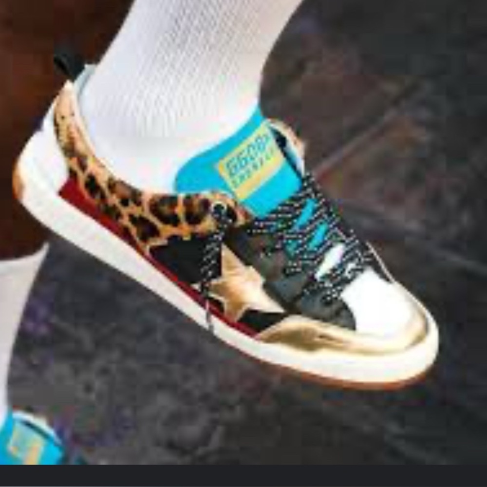 ISO Golden Goose Yeah Trainer Sneakers❤️WTB